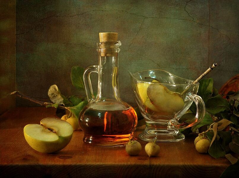 ទឹកខ្មះ cider ផ្លែប៉ោមធម្មជាតិនឹងជួយអ្នកកម្ចាត់សរសៃ varicose នៅក្នុងជើងរបស់អ្នក។